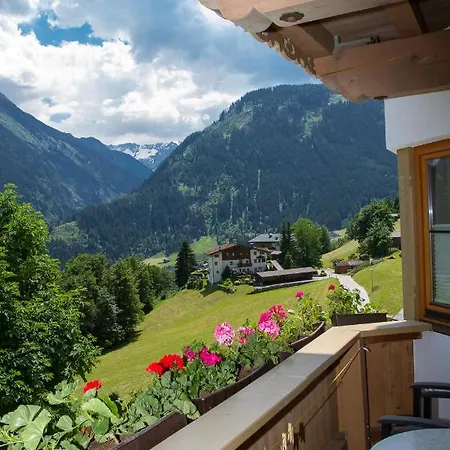 Haus Am Sonnenhang Hotel apartamentowy 4*